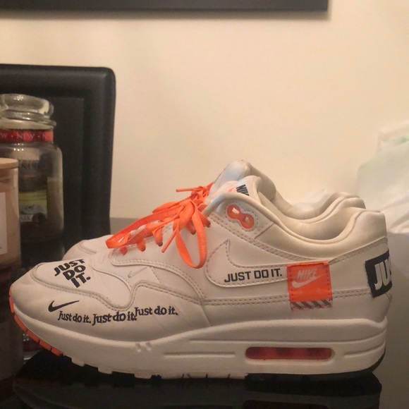 Nike Shoes - NIKE AIR MAX 1 JUST DO IT SNEAKERS WOMENS SIZE 7.5